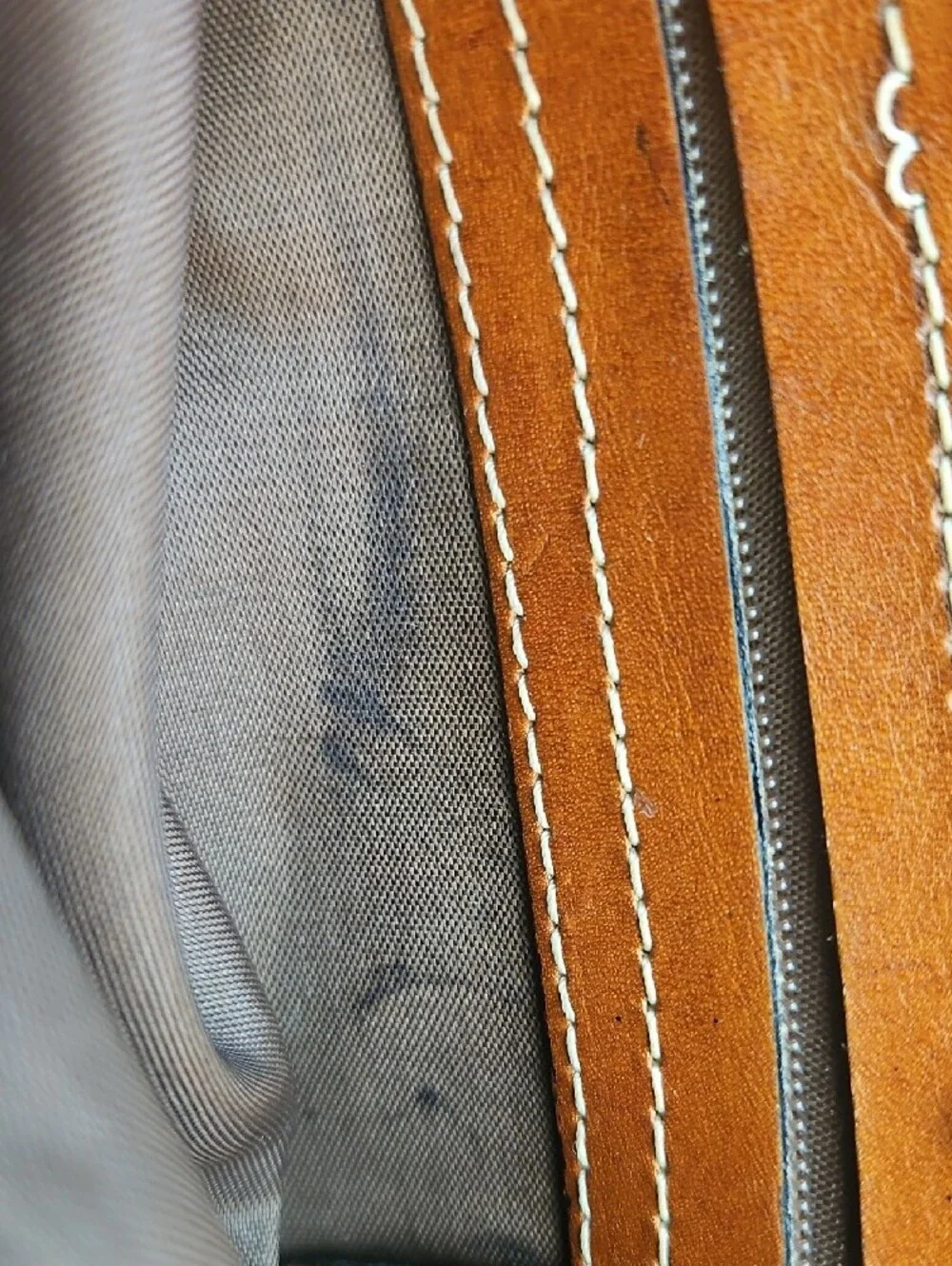 MATT & NAT Women's Bag.Patina,Few Makeup Marks Inside. Leather